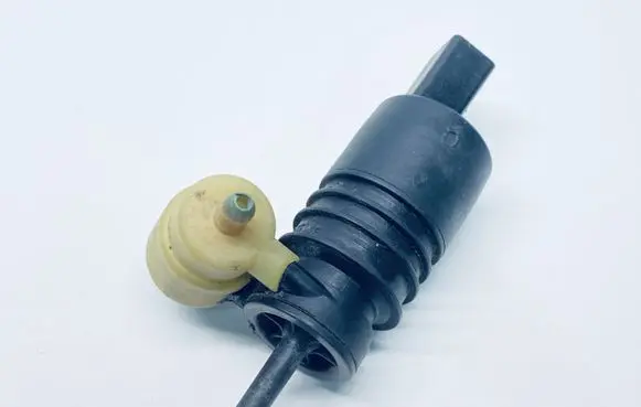 Audi A6 S6 C6 4F Windscreen/windshield washer pump 1T0955651A