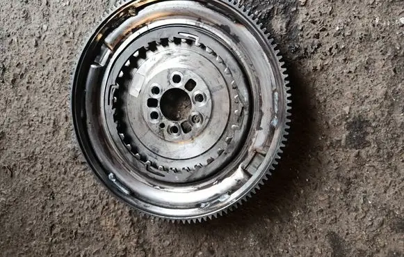 Volkswagen Cross Polo Flywheel 