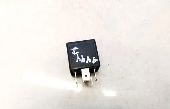 Volvo S60 Other relay 9441160 v23134-a52-x345