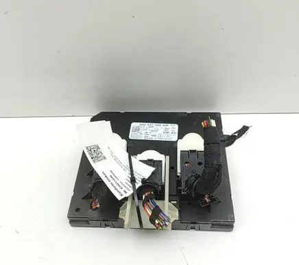 Volkswagen PASSAT B8 Central body control module 5Q0937086BM F005V02372