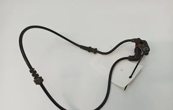 Mercedes-Benz E W212 ABS brake wheel speed sensor A2129050701