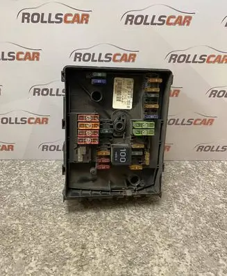 Volkswagen Jetta V Fuse module 1K0937125A