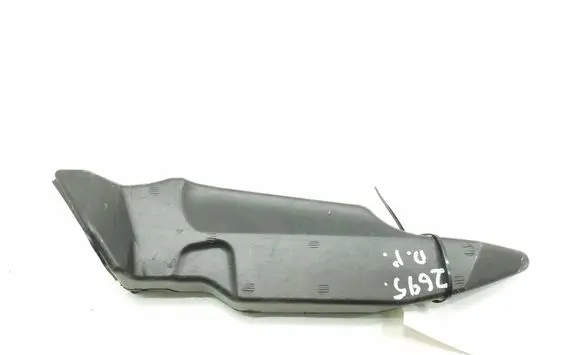 Mercedes-Benz CLS C218 X218 Other engine bay part A2128321025