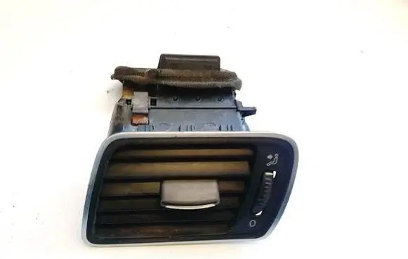 Volkswagen PASSAT B6 Dash center air vent grill 35D819701