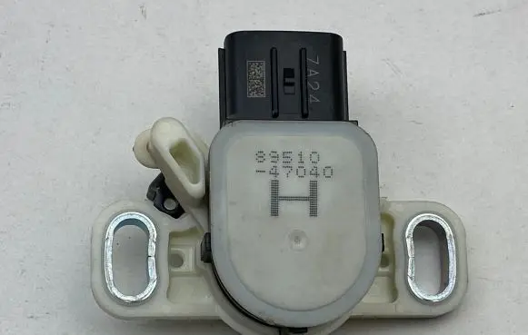Toyota Prius Prime Brake pedal sensor switch 8951047040 0281010006