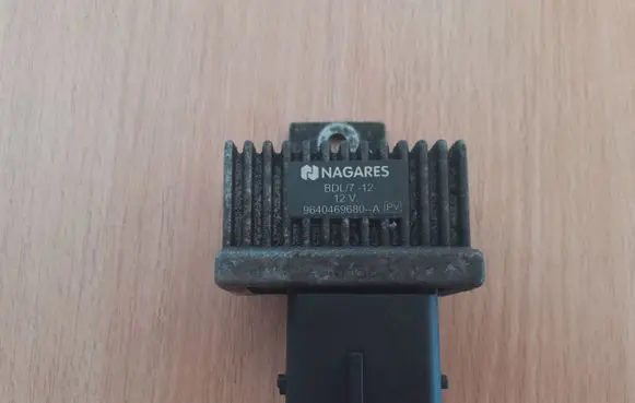 Opel Movano A Glow plug pre-heat relay 9640469680