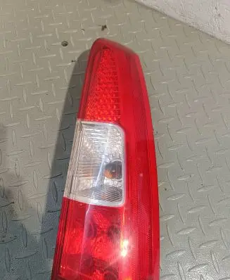 Volvo V70 Rear/tail lights