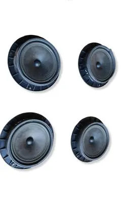 Hyundai i30 Front door speaker 