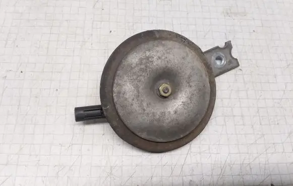 Mazda 323 F Horn signal KM80G1
