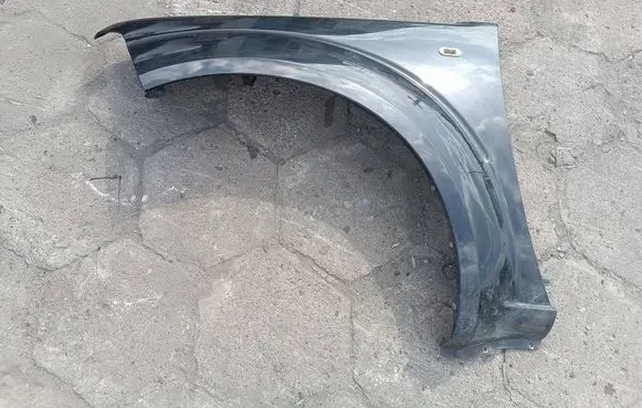 Nissan Pathfinder R51 Fender