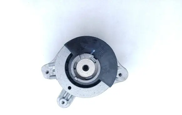 Mercedes-Benz E W213 Engine mount bracket A2132400500