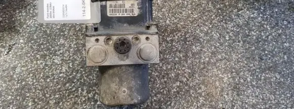 Ford Mondeo Mk III ABS Pump 0265800014 3S712M110AA