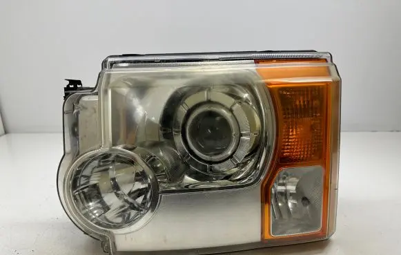Land Rover Discovery 3 - LR3 Headlight/headlamp XBC500052 H242BLDM