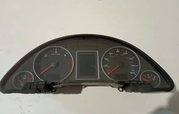 Audi A4 S4 B7 8E 8H Speedometer (instrument cluster) 8E0920951L 0263626410