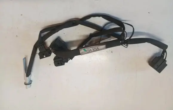 Volvo XC90 Headlight/headlamp wiring loom/harness 30678833