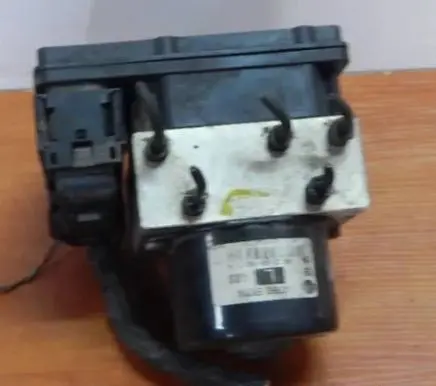 Nissan Navara D40 ABS Pump 47660EB33A 06210206834