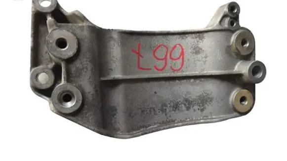 Jeep Grand Cherokee Engine mounting bracket 3362F