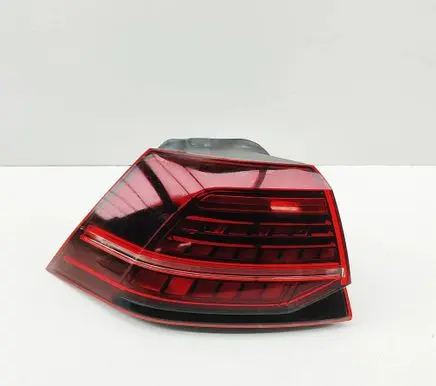 Volkswagen Golf VII Rear/tail lights 5G0945207G 81620101