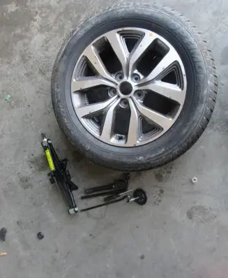 KIA Sportage R17 alloy rim 529103W610