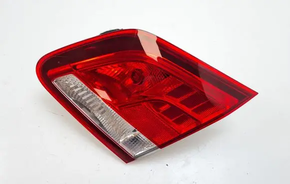 Mercedes-Benz B W246 W242 Tailgate rear/tail lights A2469068600 A2468200800