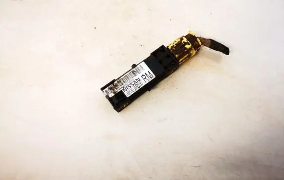 Nissan Almera Tino Airbag deployment crash/impact sensor 98830bu200