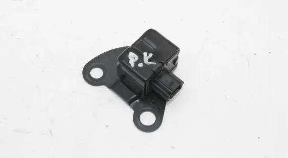 Lexus SC 300 - 400 Airbag deployment crash/impact sensor 8983524010