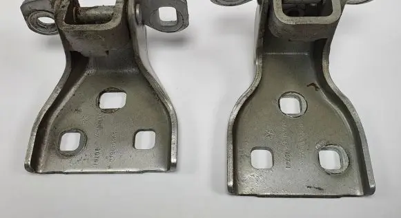 Chrysler Sebring (ST-22 - JR) Front door hinge set 05056176AA