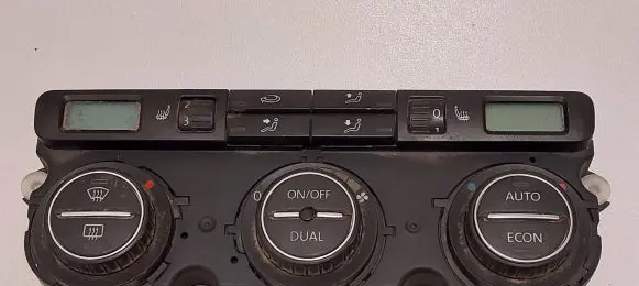 Volkswagen PASSAT B6 Climate control unit 74677532 151106 0626702