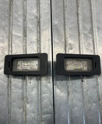 BMW 5 G30 G31 G38 Number plate light 7410302