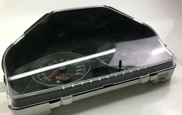 Volvo V50 Speedometer (instrument cluster) 31296228 F1933