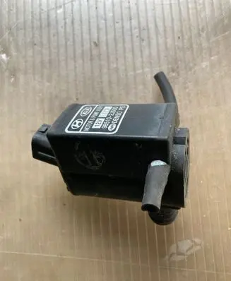 Windscreen/windshield washer pump