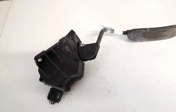 Lexus IS 220D-250-350 Accelerator throttle pedal 7811053030