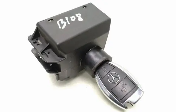 Mercedes-Benz A W176 Ignition lock A2469055103 2011DJ1121