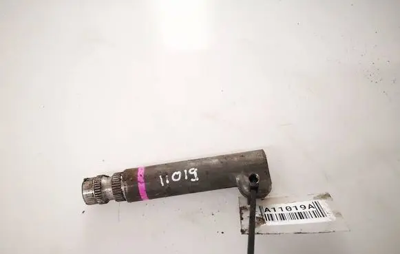 Toyota Avensis T270 Steering column universal joint 
