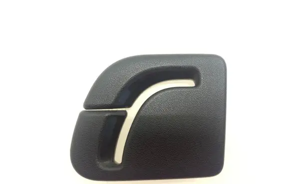 Subaru Outback Seat belt trim 
