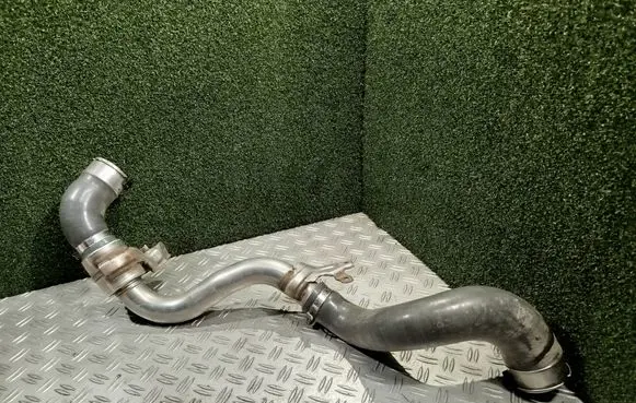 Air intake hose/pipe
