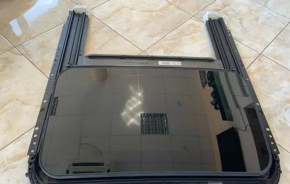 Sunroof set