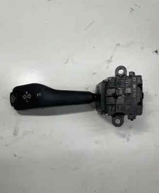 BMW 5 E39 Indicator stalk 8353668 61318363668 318363668