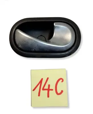 Renault Megane II Front door interior handle 8200028995