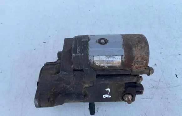 Toyota Corolla E90 Starter motor 2810010040