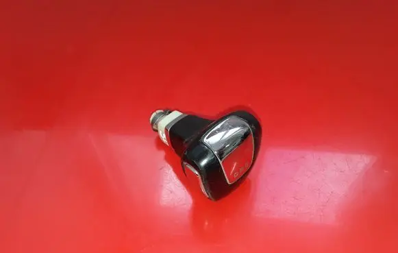 Skoda Yeti (5L) Gear lever shifter trim leather/knob NOCODE