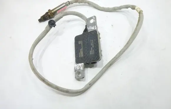 Volkswagen Caddy Lambda probe sensor 04L907805BD