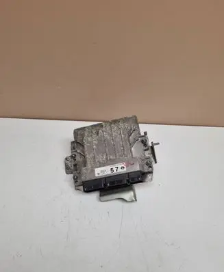 Nissan Qashqai Engine control unit/module 237104ED00 S180206104A 237104ED9A