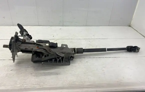 Citroen C4 I Picasso Steering wheel axle 9688685977