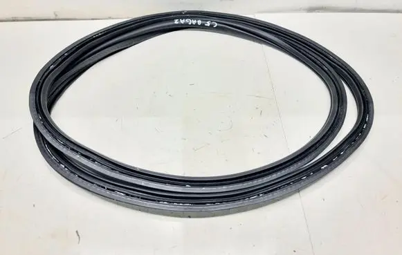 Citroen C5 Aircross Trunk rubber seal (body) 9816904280