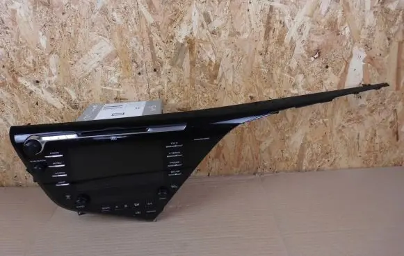 Toyota Camry VIII XV70 Radio/CD/DVD/GPS head unit 8614033D80