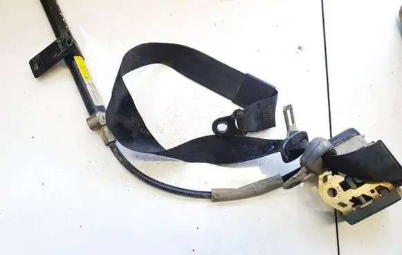 Volkswagen PASSAT B4 Front seatbelt 3a0857705a 00058337