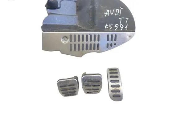 Audi TT Mk1 Pedal assembly 8N2864777A 8N2864675 K5591