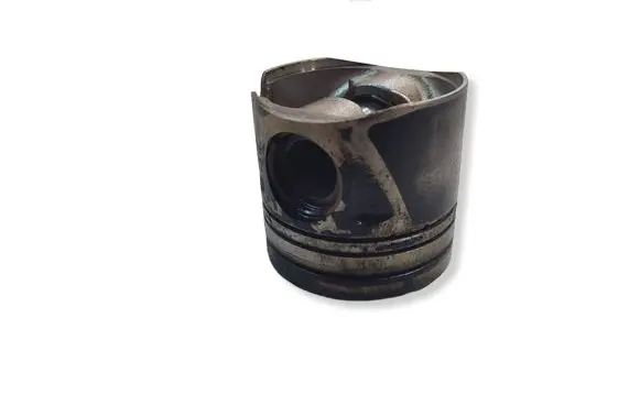 Mercedes-Benz C W205 Piston 6510300800