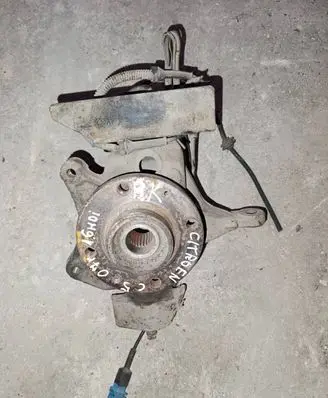 Citroen C5 Front wheel hub